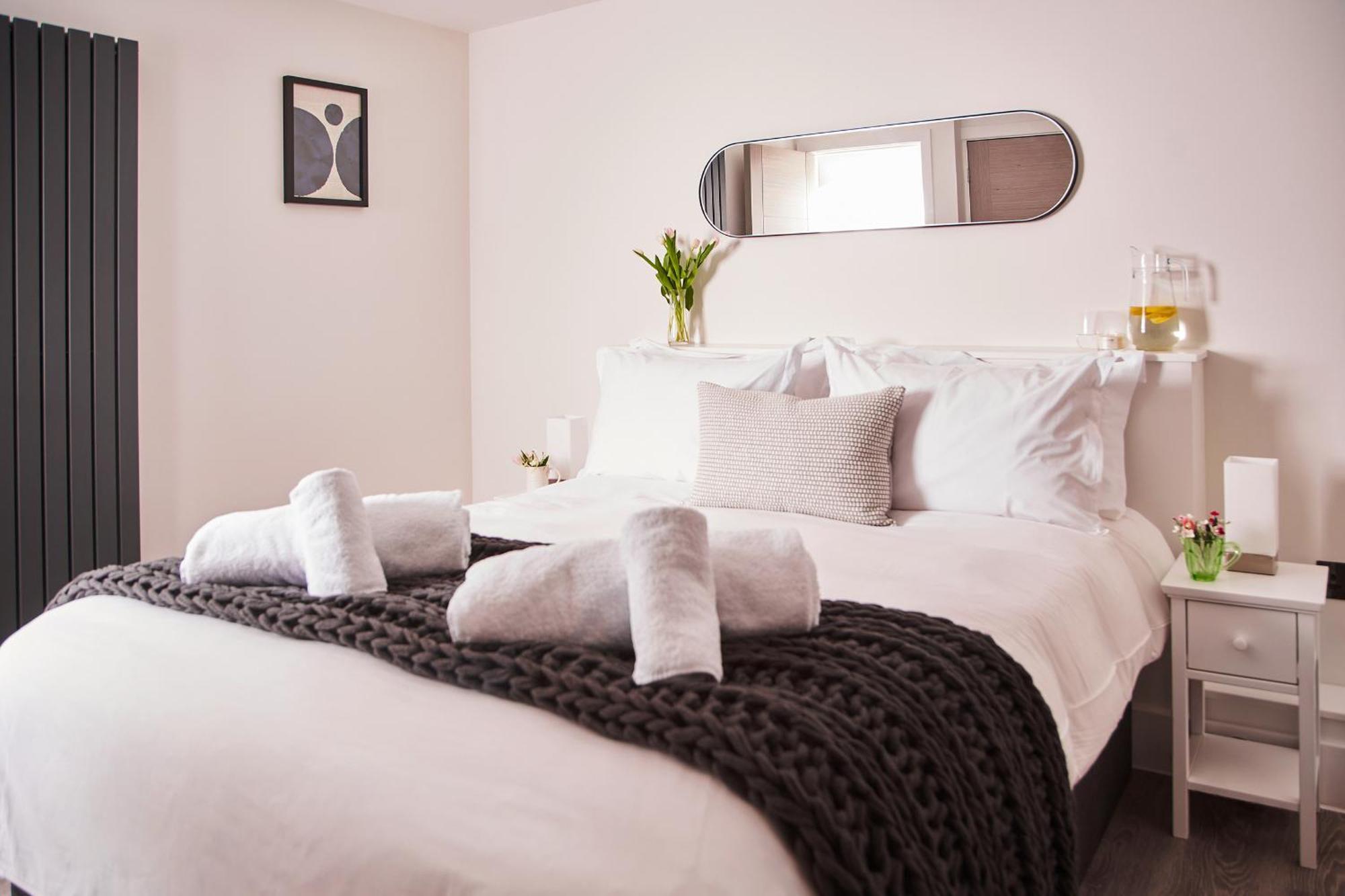 The Moorings - Stylish Duplex Apartment On Torquay Harbourside 外观 照片